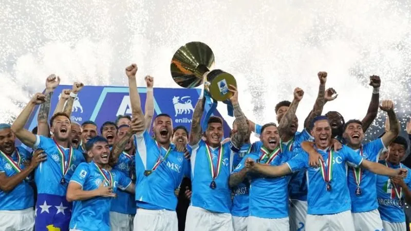 Napoli là nhà đương kim vô địch Serie A hiện tại